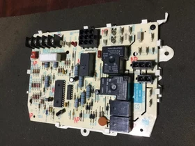 Carrier 1012 940 Hk42fz016 Furnace Control Board Circuit AZ112004 | NR2121