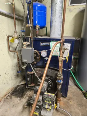 KV84 BURNHAM COMMERCIAL Oil Fired Boiler Carlin Ez Pro Burner KV84 BURNHAM COMMERCIAL Oil Fired Boiler Carlin Ez Pro Burner