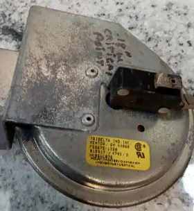 FS6675-1320 CARRIER Bryant Tridelta Pressure Switch #3