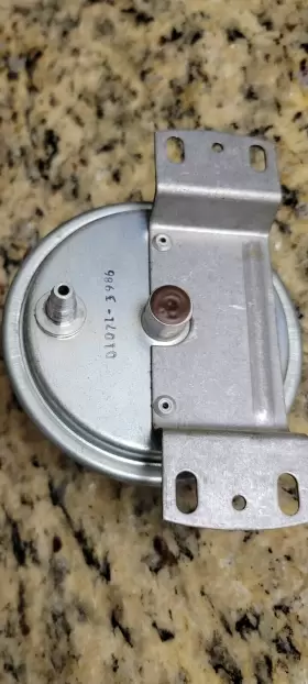 HK06WC070 CARRIER Tridelta Gas Furnace Pressure Switch #3