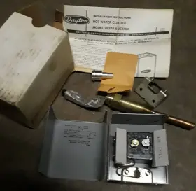 2E376A DAYTON Water Control Boiler Aquastat Fahrenheit #2