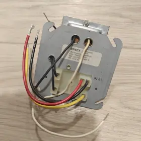 175-700201-1119230-01 ESSEX Fan Control Center Relay