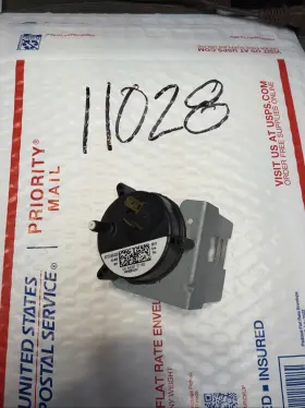 9371DO-BS-0028 FITS ARMSTRONG DUCANE LENNOX Furnace Air Trane