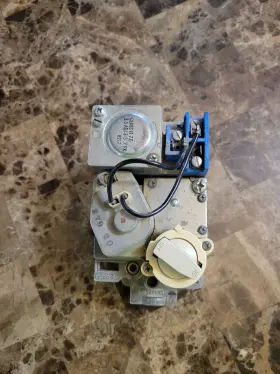 VR844P1173 FITS HONEYWELL Furnace Control Gas Valve #2