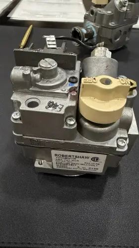700-519 FITS ROBERTSHAW Natural Gas Valve