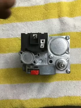 7100DERC FITS ROBERTSHAW Furnace Gas Valve #2