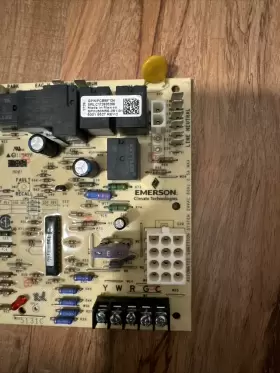 50M56-281 GOODMAN Amana Furnace Control Circuit Board #3