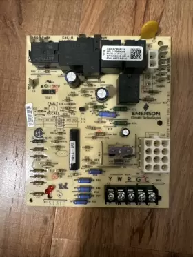 50M56-281 GOODMAN Amana Furnace Control Circuit Board