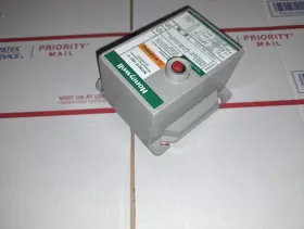 R4184D HONEYWELL Oil Burner Control Boiler Beckett #3