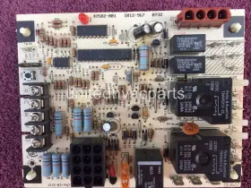47582-001 LENNOX Honeywell Furnace Control Circuit Board #3