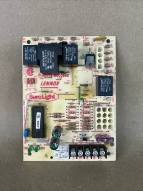 56L8401 LENNOX Surelight Furnace Control Circuit Board