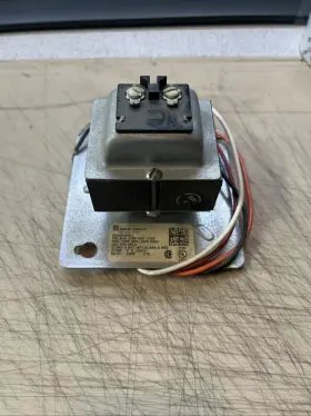 P-8-10970 LENNOX ARMSTRONG DUCANE Transformer Relay Box