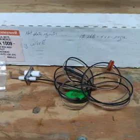 R40663-002 LENNOX ARMSTRONG DUCANE Pilot Sensor Electrode #3