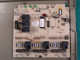 EMM-3 MASTERTROLL Honeywell Zone Control Panel Troll #3