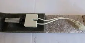 10735093A NORTON Furnace Ignitor Amana