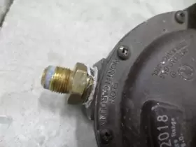 LV404B96V9 REGO Twin Regulator Fpol Fnpt #3
