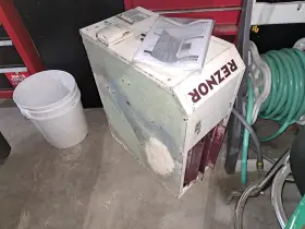 UDXC-60 REZNOR Power Vented Gas Fired Unit Heater Serviced UDXC-60 REZNOR Power Vented Gas Fired Unit Heater Serviced