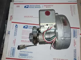 X204 RIELLO Oil Burner Controllers Pump Motor Mectron X204 RIELLO Oil Burner Controllers Pump Motor Mectron