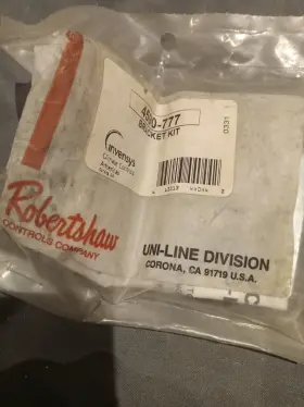 4590-777 ROBERTSHAW Ignitor Bracket Kit