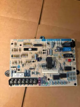 HK42FZ047 TEMPSTAR Furnace Circuit Board HK42FZ047 TEMPSTAR Furnace Circuit Board