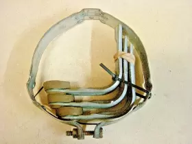 TR10867 TRIANGLE OSKOSH Belly Motor Mount Arms #3