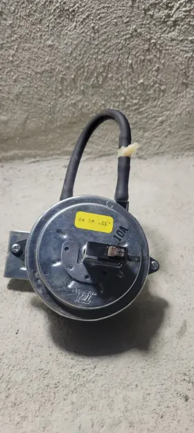 024-27657-000 TRIDELTA Dual Pressure Switch #2