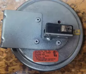 FS6368-562 TRIDELTA Air Pressure Switch