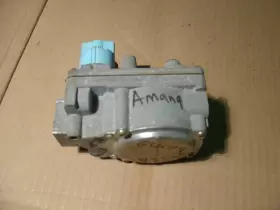 C64769-2 WHITE-RODGERS Rogers Furnace Gas Valve Amana Natural #3
