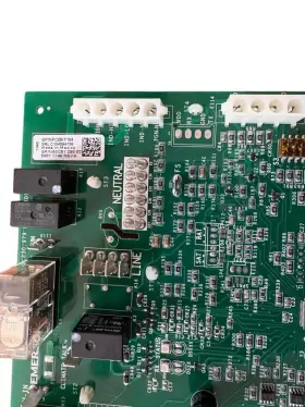 PCBKF104 WHITE-RODGERS Goodman Furnace Control Board Emerson #3