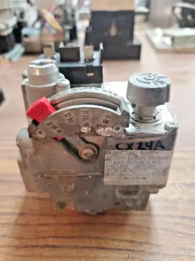 7A3-C9E-028 WILLIAMS Gas Valve Furnace 7A3-C9E-028 WILLIAMS Gas Valve Furnace