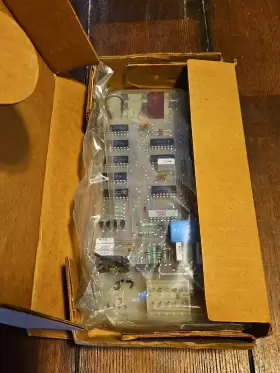 031-00251-700 YORK COLEMAN LUXAIRE Heat Pump Control Board #2