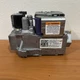 Honeywell VR9205Q1010 Furnace Gas Valve 0151M00014