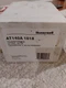 Honeywell AT140A1018 Transformer 24VAC 40VA 120/208/240V &ndash; New (Open Box)