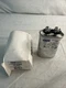 MARS/JARD 12933 12.5uf MFD 370 440 VAC MOTOR RUN CAPACITOR Pro Part PPS125440OV MARS/JARD 12933 12.5uf MFD 370 440 VAC MOTOR RUN CAPACITOR Pro Part PPS125440OV
