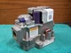  Honeywell NAT gas valve VR9205R 2304 Lennox Ducane Armstrong 102182-03 