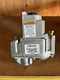 Honeywell VR8200M7005 Natural Gas Valve 24V 1/2&rdquo; Inlet/Outlet Standing Pilot